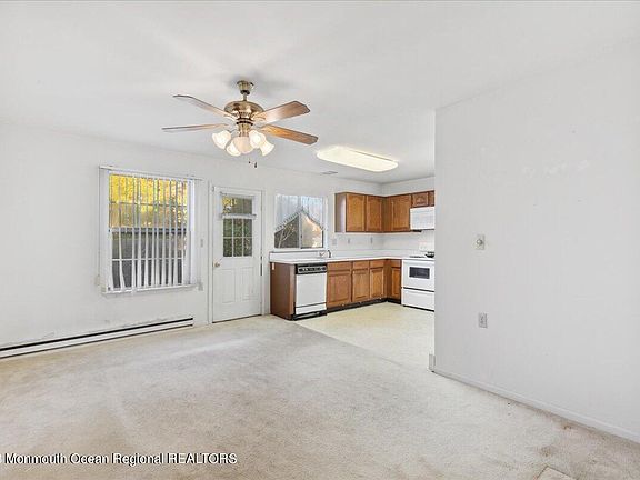 5th image of 53 Greenwich Avenue