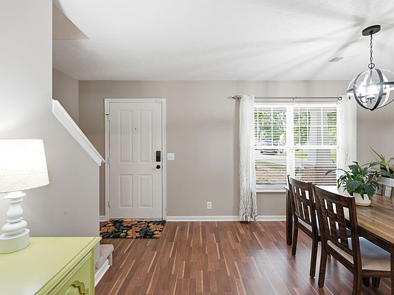 3rd image of 1804 Brookmeadow Ln