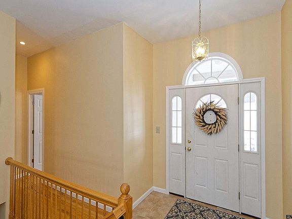 3rd image of 269 Covenant Cir