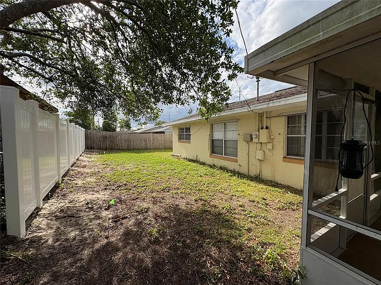 728 Lake Ned Rd — Photo 28