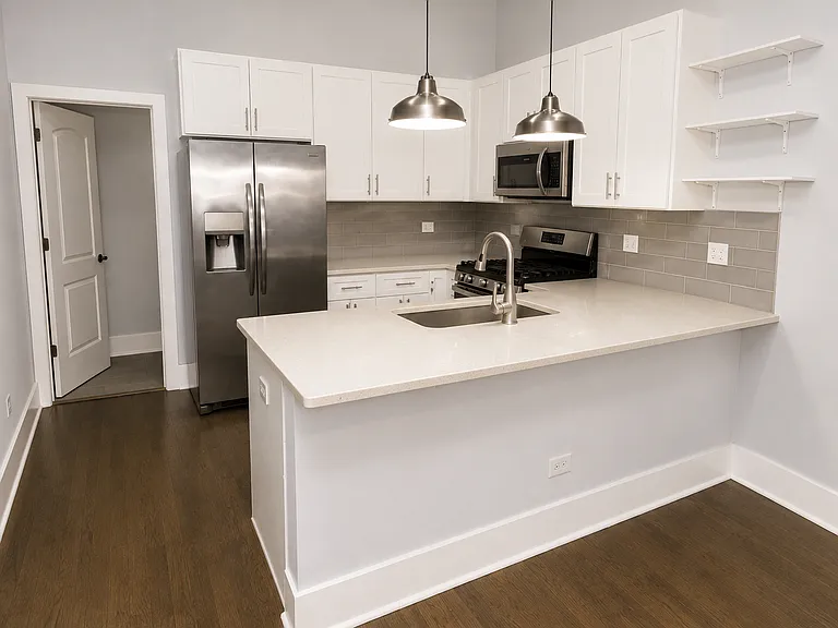 1722 West 21st Street — Photo 16