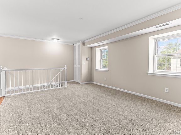 4th image of 2260 N Hix Rd