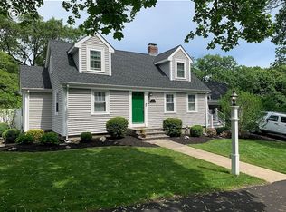 11 Sylvan Cir, Lynnfield, MA 01940