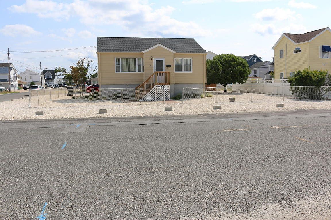 2044 Washington Ave, Ortley Beach, NJ 08751 Zillow