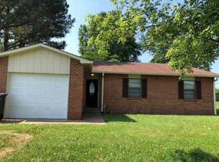 100 Cord Dr, Columbia, TN 38401