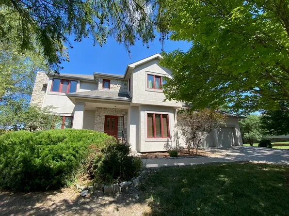 838 S Saint Andrews Dr, Wichita, KS 67230