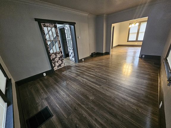 4th image of 5366 N 35th St