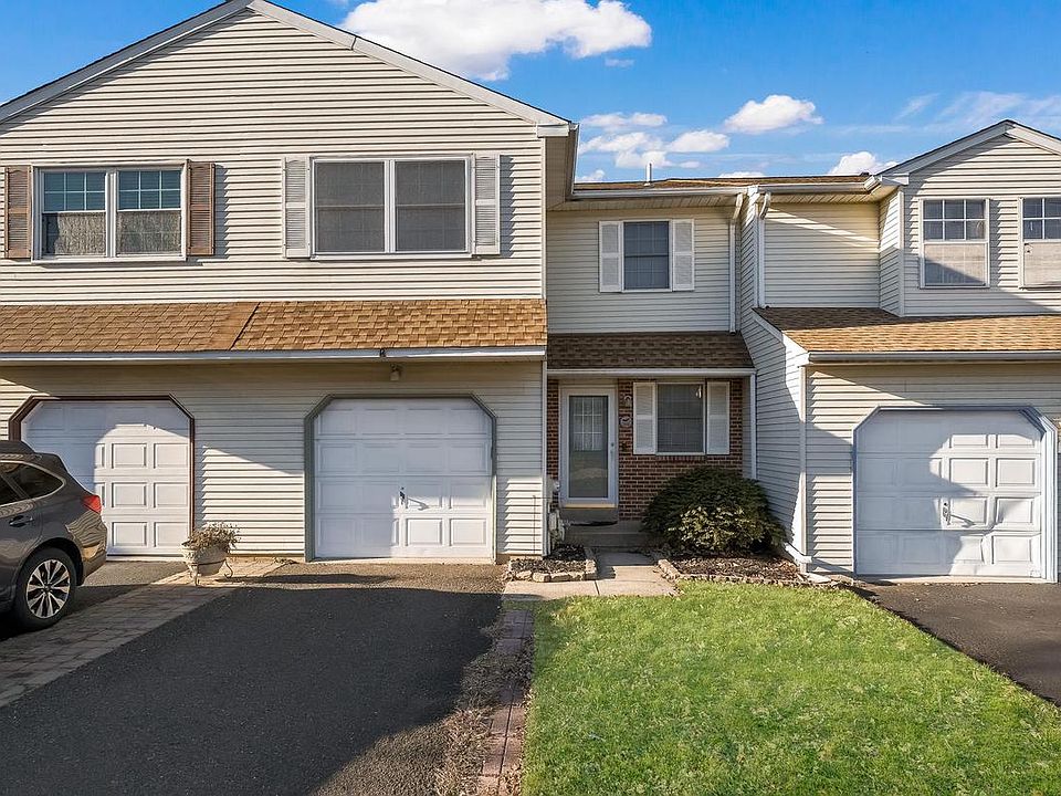 1st image of 149 Red Haven Dr