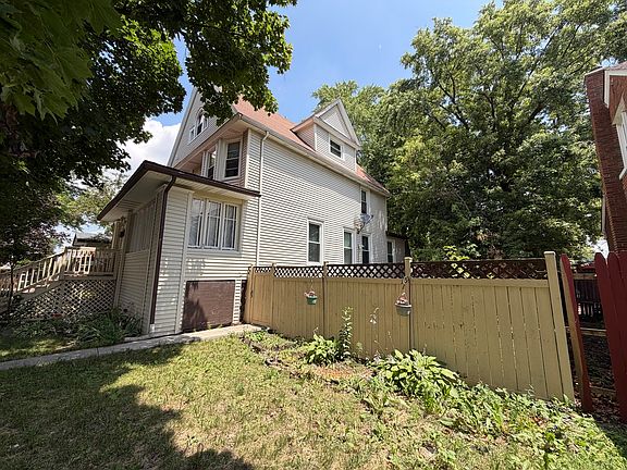 3rd image of 209 S 19th Ave