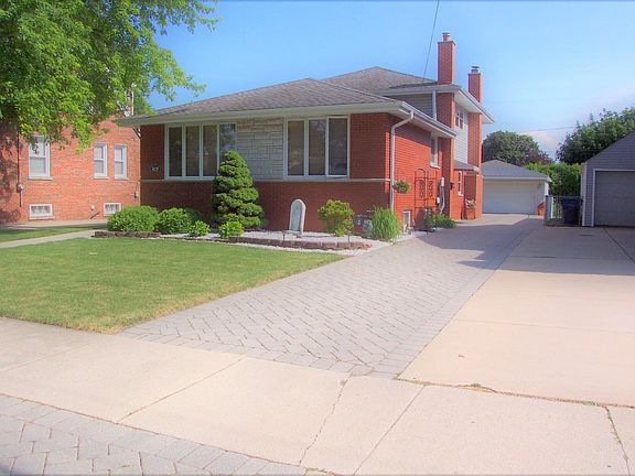 2nd image of 4039 W 105th St
