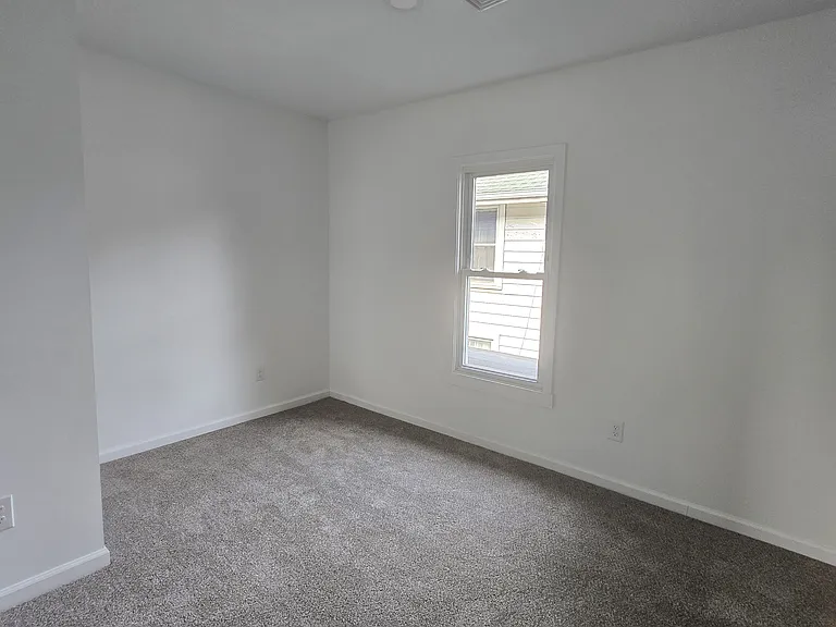 817 E Bowman St #1 — Photo 11