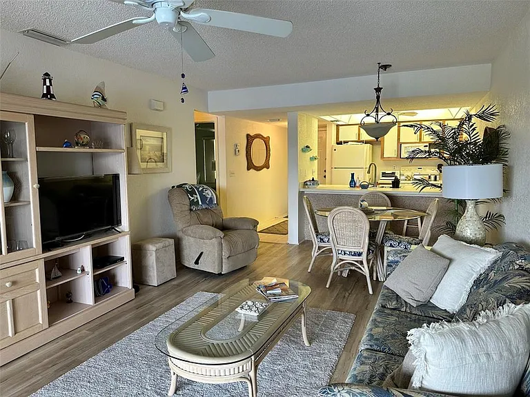 4024 Oakview Dr #I9 — Photo 9