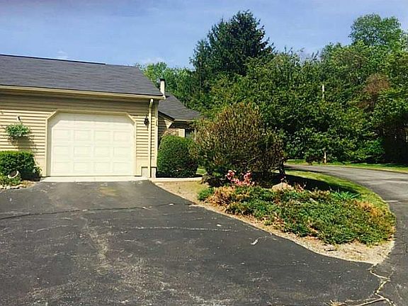 2nd image of 111 Pine Glen Dr