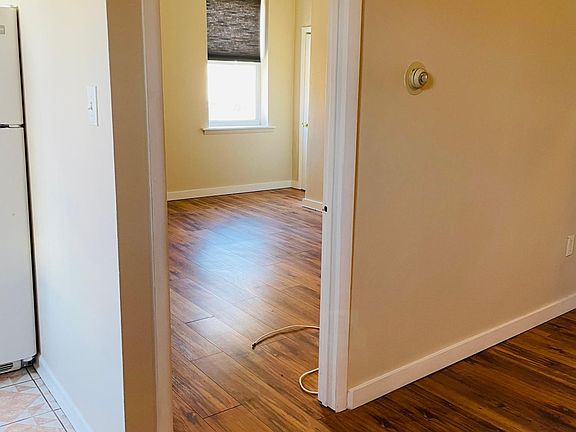 4th image of 1356 N 2nd St Floor 2