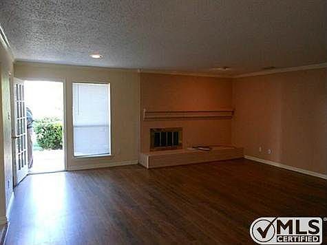 2nd image of 1104 Bridle Dr