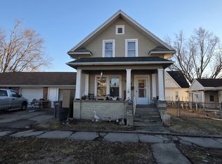 110 W Jackson St, Abingdon, IL