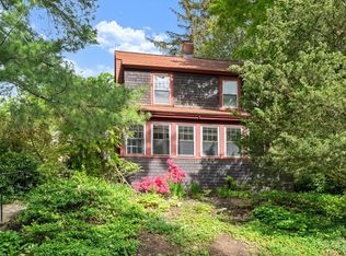 16 Duffield Rd, Newton, MA 02466