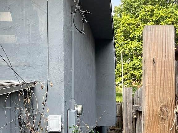 4th image of 711 N 18th St