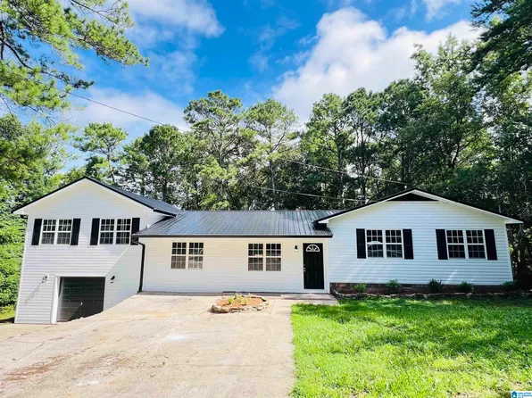 1620 Nelson Rd, Weaver, AL 36277