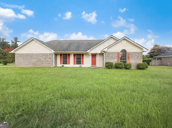 1100 Spruce St, Hinesville, GA 31313