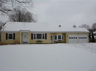176 Colony Ln, Rochester, NY 14623