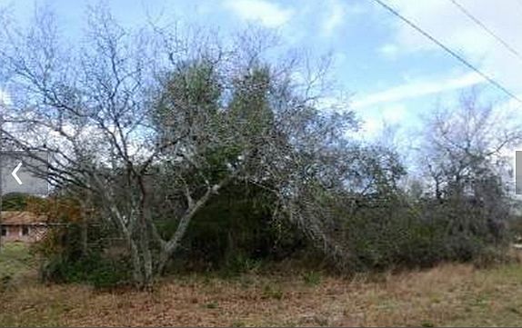 2nd image of 421 Foxdale Rd