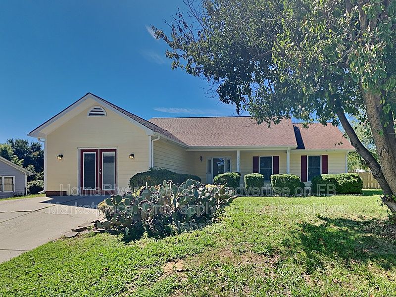 1st image of 3305 Presley Way