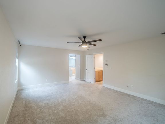 3rd image of 2115 Sterling Dr