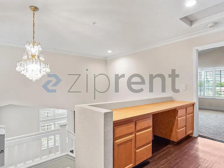 1366 Jayhawk Ln — Photo 20