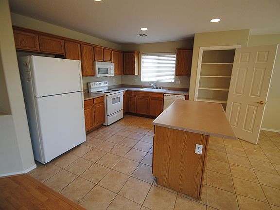 2nd image of 15049 W Polk St