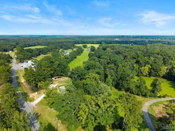 1 Rabun Rd, Bay Minette, AL 36507