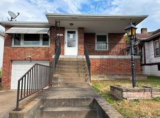 637 5th St, New Martinsville, WV 26155