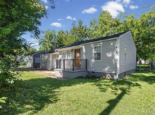 31 Judith Ln, Fairview Heights, IL 62208