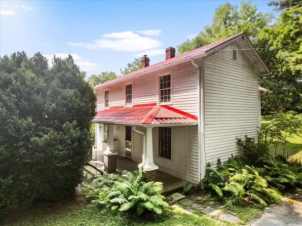 6834-6840 Ferrell Rd, Belspring, VA 24058
