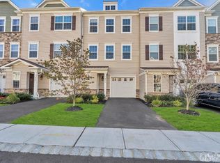 406 E International Rd, Monroe Township, NJ 08831