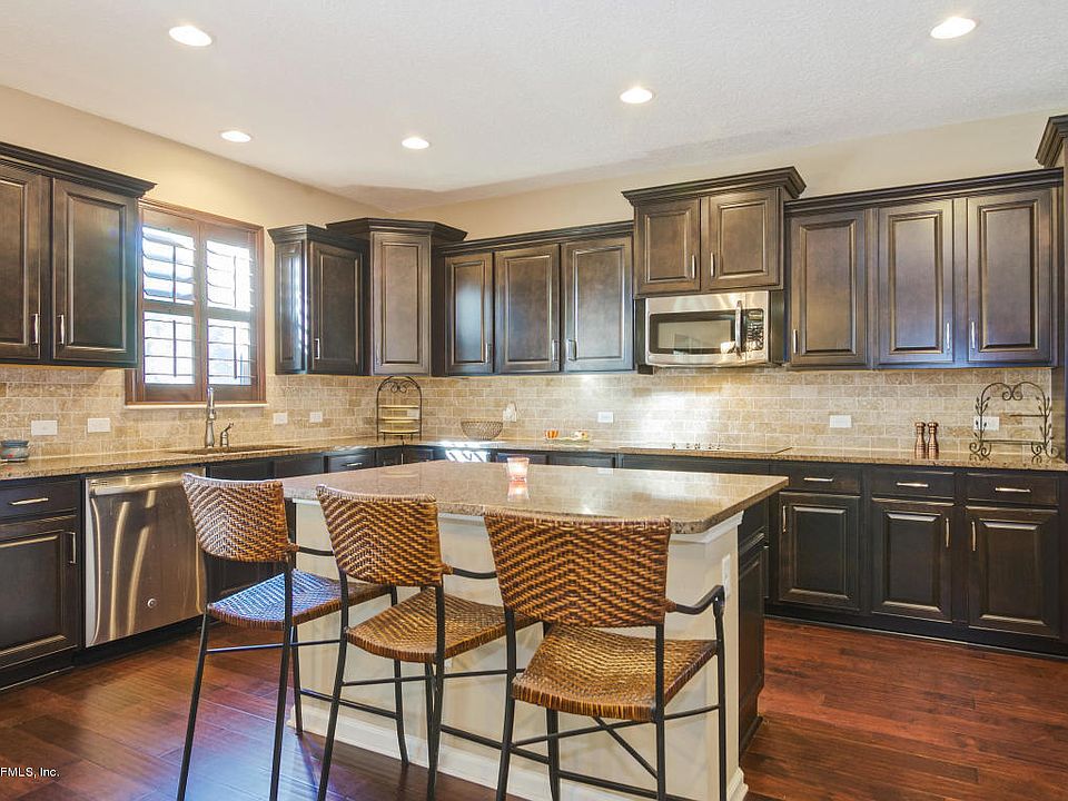 1st image of 16784 Oak Preserve Dr
