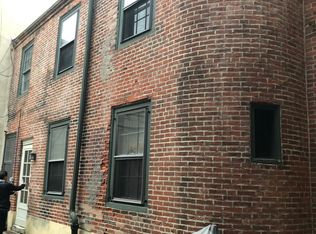 248 Race St, Philadelphia, PA 19106