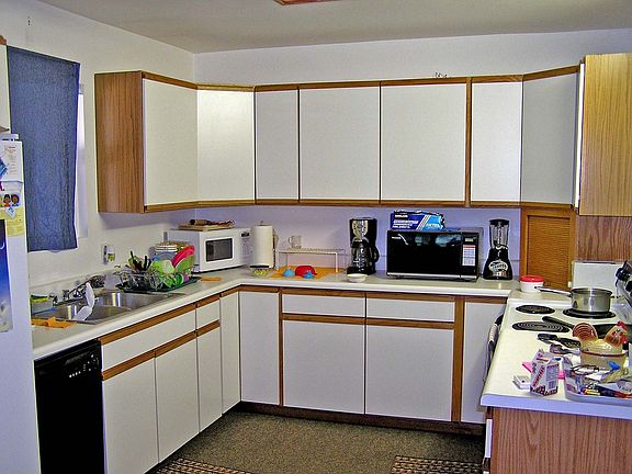 2nd image of 885 148th Ave NE