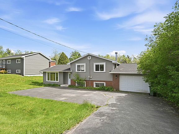 4th image of 27 Grove Ave