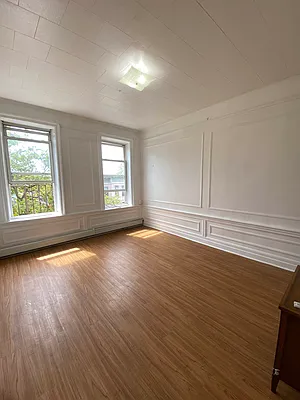 Rented by The Brokerage Group LLC | media 16