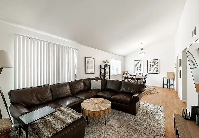 250 Little St #C310 — Photo 14