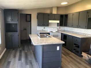 805 Holly Ct, Granbury, TX 76048