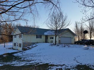 N11348 Dykstra Rd, Randolph, WI 53956