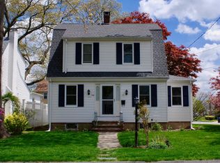 188 Calaman Rd, Cranston, RI 02910