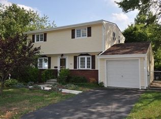 155 Cindy St, Old Bridge, NJ 08857