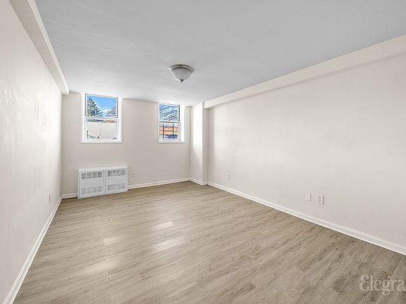 3rd image of 22410 Jamaica Ave #L2