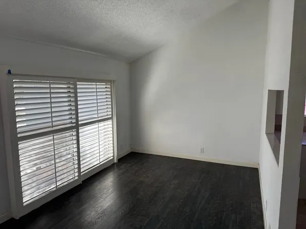 14839 Sherman Way Unit 12, Los Angeles, CA 91405