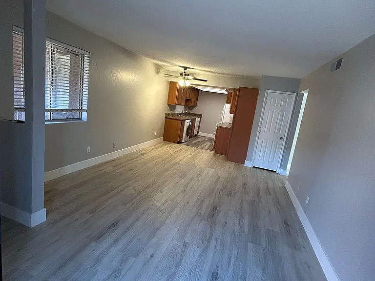 16602 N 25th St #218 — Photo 1