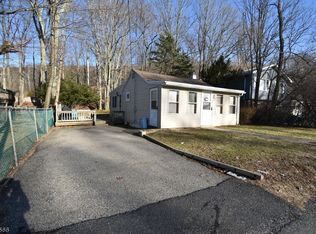 99 Frances Ave, Stanhope, NJ 07874