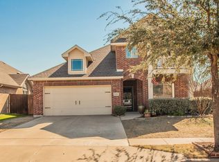 8140 Black Sumac Dr, Fort Worth, TX 76131